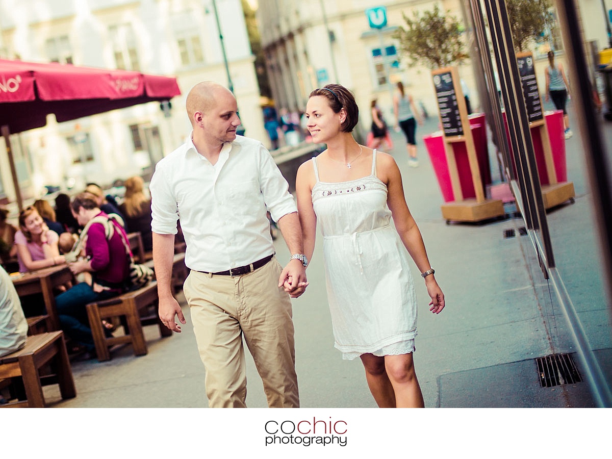 01-verlobung shooting engagement innenstadt ring hofburg heldenplatz hochzeit hochzeitsfotos wien cochic-- fotoshooting wiener innenstadt-20120821-_KO_8624