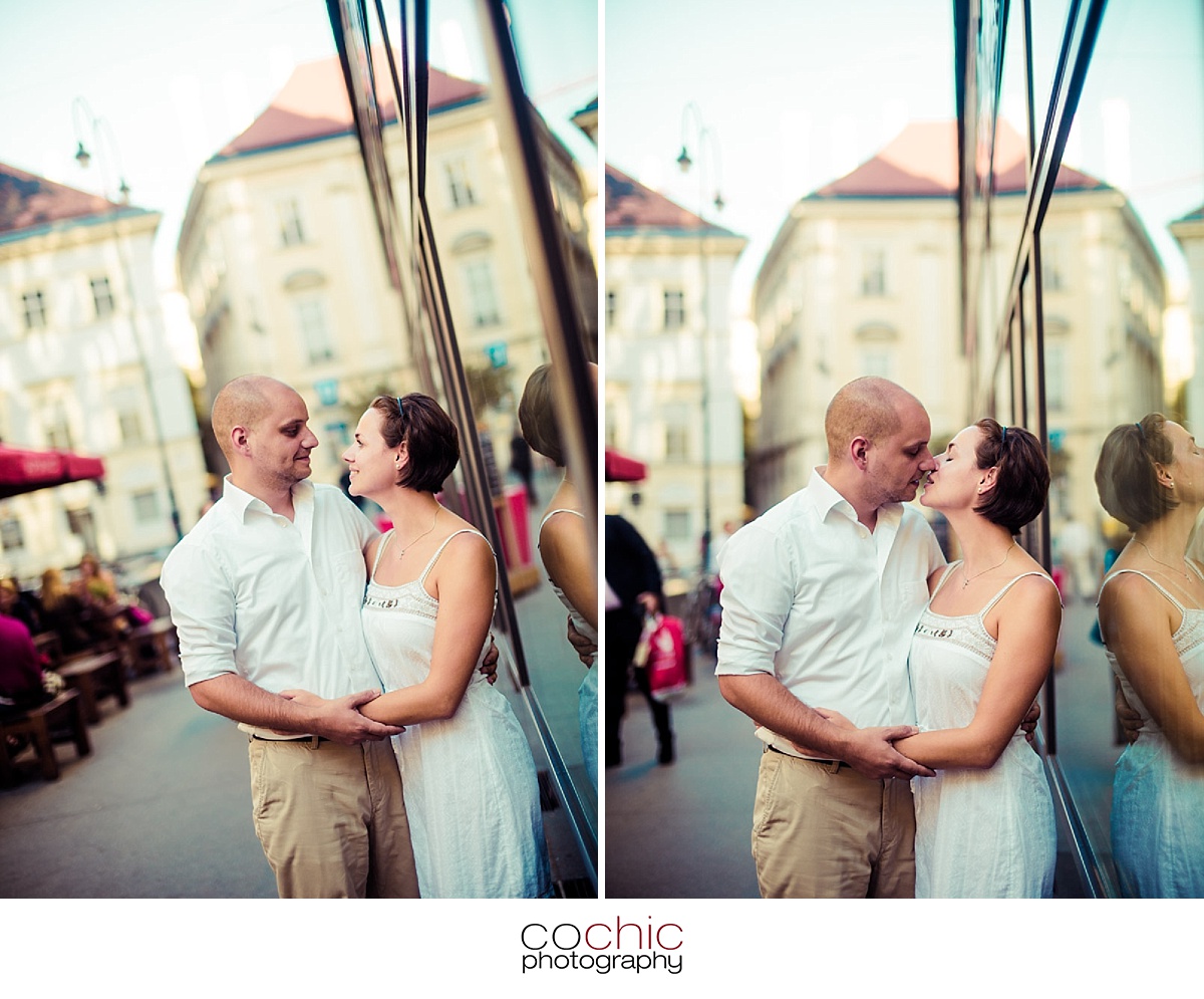 03-verlobung shooting engagement innenstadt ring hofburg heldenplatz hochzeit hochzeitsfotos wien cochic- fotoshooting wiener innenstadt-20120821-_KO_8655