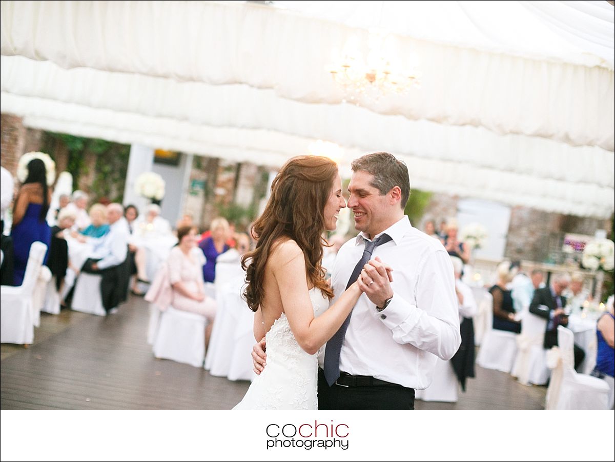 028-wedding-photographer-london-northbrook-park-europe-cochic-photography-jewish-wedding-432