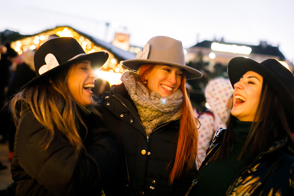 hens party polterfeier poltern wien bachelorette party Photographer Vienna Travel junggesellinnenabschied christmas market portrait fotograf wien-4883